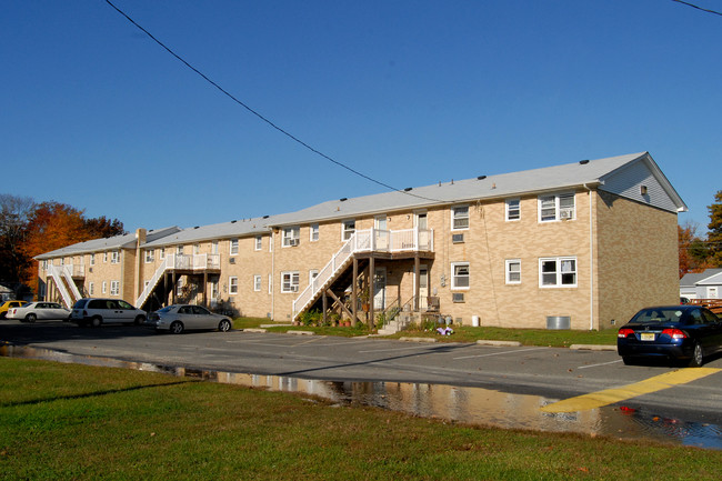 Woodcrest Apartments in Egg Harbor Township, NJ - Building Photo - Building Photo