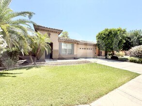2849 E Fandango Dr in Gilbert, AZ - Building Photo - Building Photo