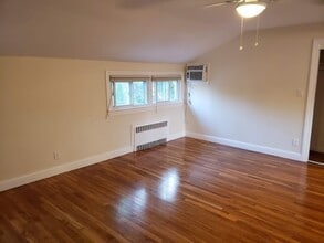 218 Warren Ave in Mamaroneck, NY - Building Photo - Building Photo