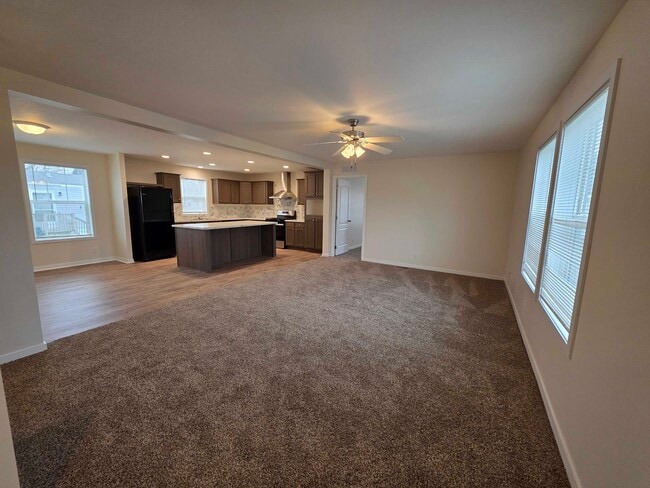 3681 Hawthorne St in Village of Clarkston, MI - Foto de edificio - Building Photo