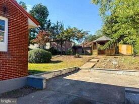 533 E Park St in Elizabethtown, PA - Building Photo