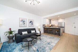 201 Marin Blvd in Jersey City, NJ - Building Photo - Building Photo