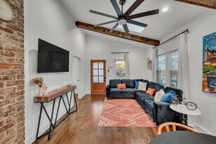 1331 4th Ave N in Nashville, TN - Building Photo