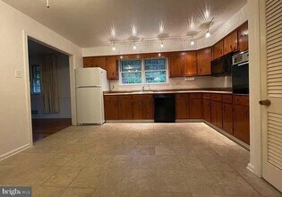 3637 38th St N in Arlington, VA - Building Photo - Building Photo