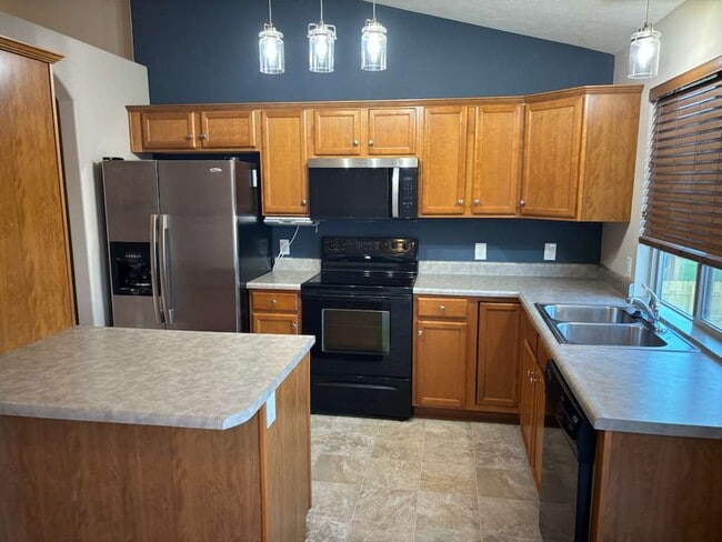 1636 NW 45th St in Lincoln, NE - Building Photo - Building Photo