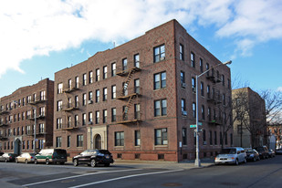 242 E 28th St Apartments