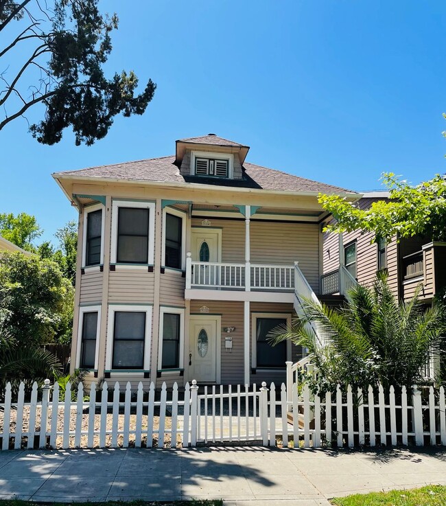 property at 312 V St