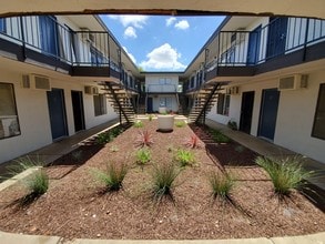 Casa Milano Apartments in Marysville, CA - Foto de edificio - Building Photo