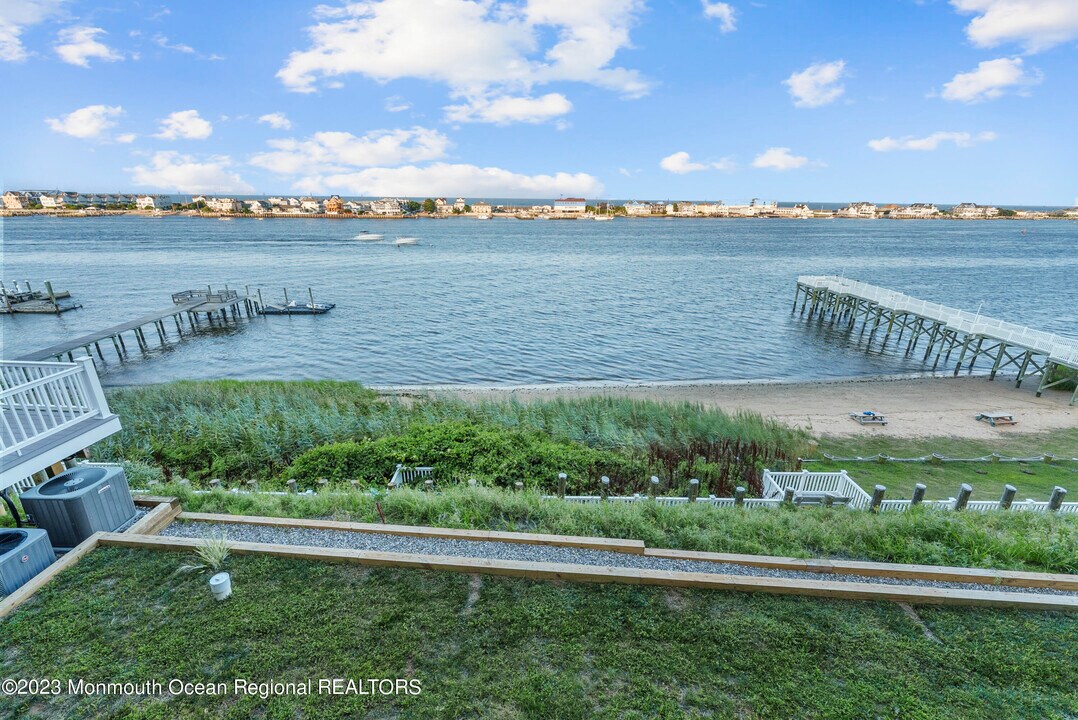 200 Portland Rd in Highlands, NJ - Foto de edificio