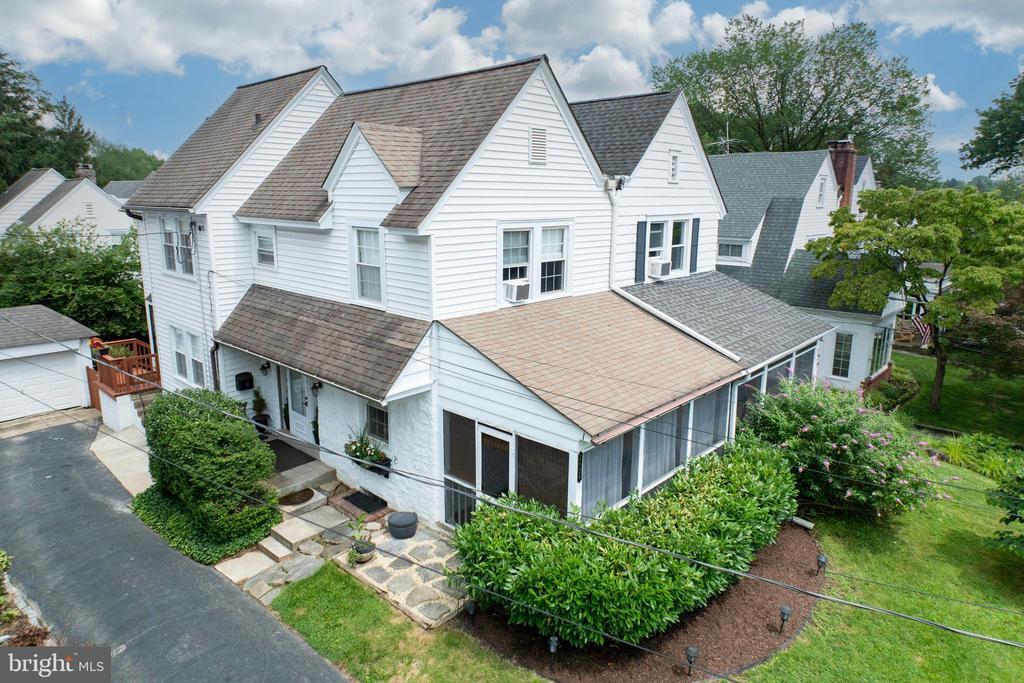 2929 Morris Rd in Ardmore, PA - Building Photo