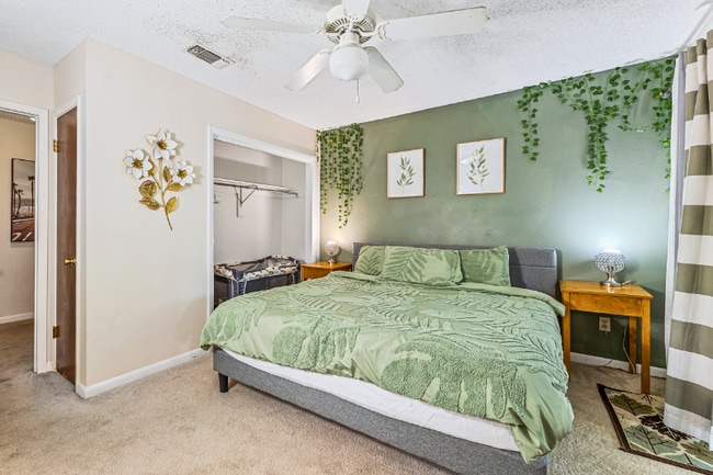 36 Wright Pkwy NW in Fort Walton Beach, FL - Building Photo - Building Photo