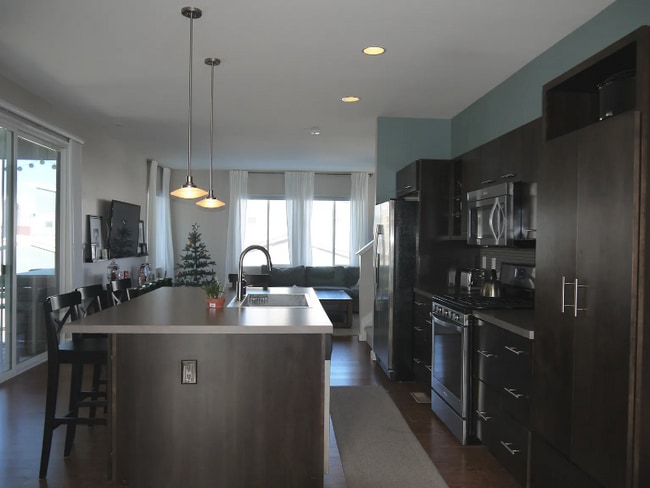 9733 Dunning Cir in Highlands Ranch, CO - Foto de edificio - Building Photo