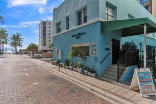 324 Indiana St in Hollywood, FL - Building Photo