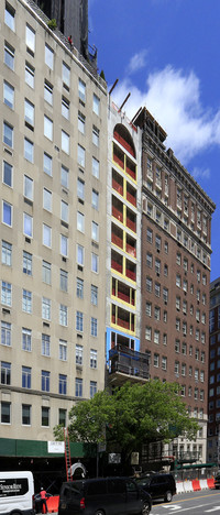 27 E 79th St in New York, NY - Foto de edificio - Building Photo