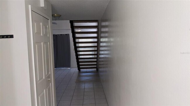 2708 Tally Ho Ave in Orlando, FL - Foto de edificio - Building Photo