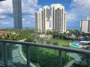19370 Collins Ave, Unit 809 in Sunny Isles Beach, FL - Building Photo - Building Photo
