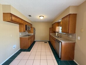 5604 Ember Dr in Arlington, TX - Building Photo - Building Photo