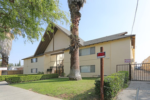 7636 Owensmouth Ave Apartments