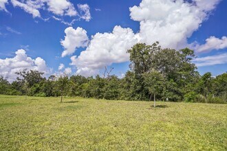 2132 Live Oak Lake Rd in St. Cloud, FL - Building Photo - Building Photo