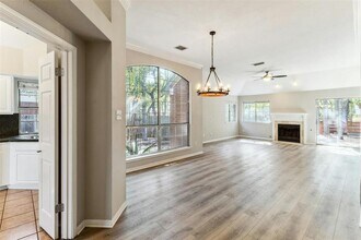 5905 Shanghai Pierce Rd in Austin, TX - Building Photo - Building Photo