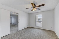 1516 Bay Area Blvd photo'