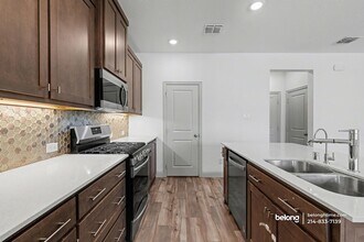 12855 Leopold Trl in Frisco, TX - Building Photo - Building Photo