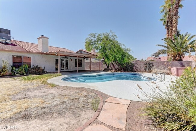 property at 3024 Nutwood St
