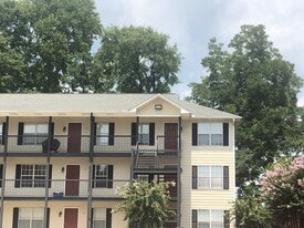 Varsity Condos in Auburn, AL - Building Photo