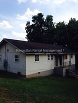 721 English St in Griffin, GA - Building Photo