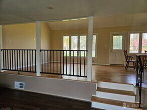 63 Claudia St in Iselin, NJ - Building Photo - Building Photo