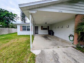 3918 25th St W in Bradenton, FL - Building Photo - Building Photo