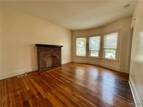 127 Hayden St in Buffalo, NY - Building Photo - Building Photo