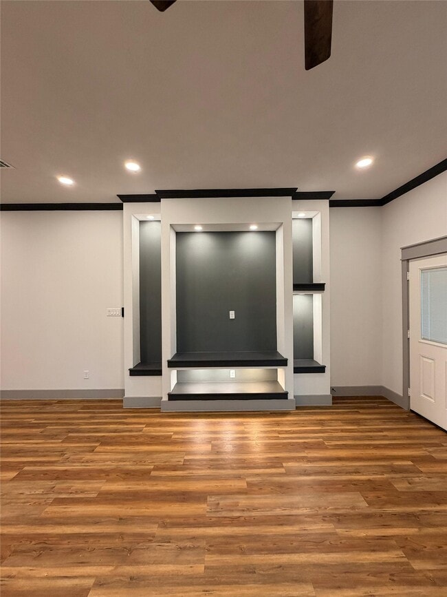 property at 1002 Natchez Ave