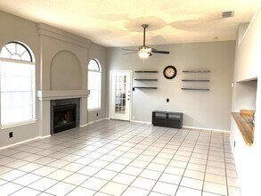 13142 Maple Park Dr in San Antonio, TX - Building Photo - Building Photo