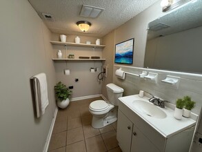 3408 Glen Park Dr NW-Unit -3408 Glen Park Dr NW Unit B in Huntsville, AL - Foto de edificio - Building Photo