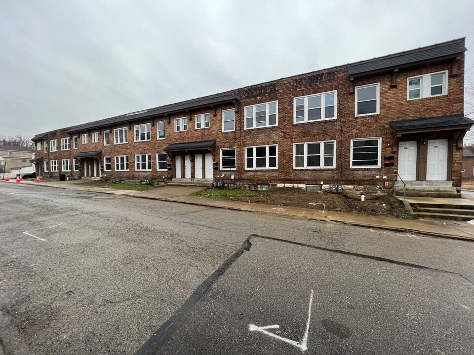 3217-3219 Camp Street in Pittsburgh, PA - Building Photo