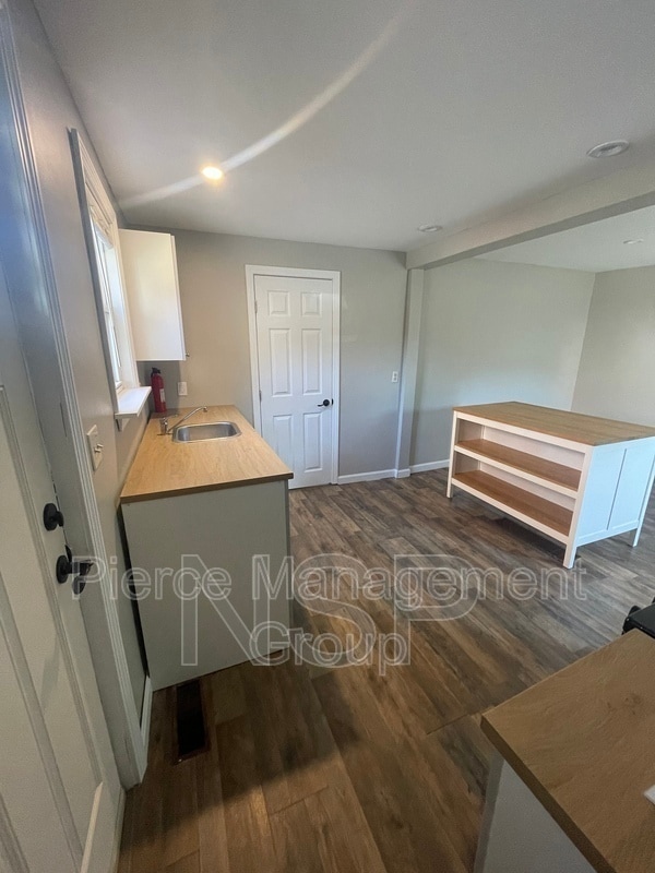 15 Franklin St in Nashua, NH - Building Photo - Building Photo
