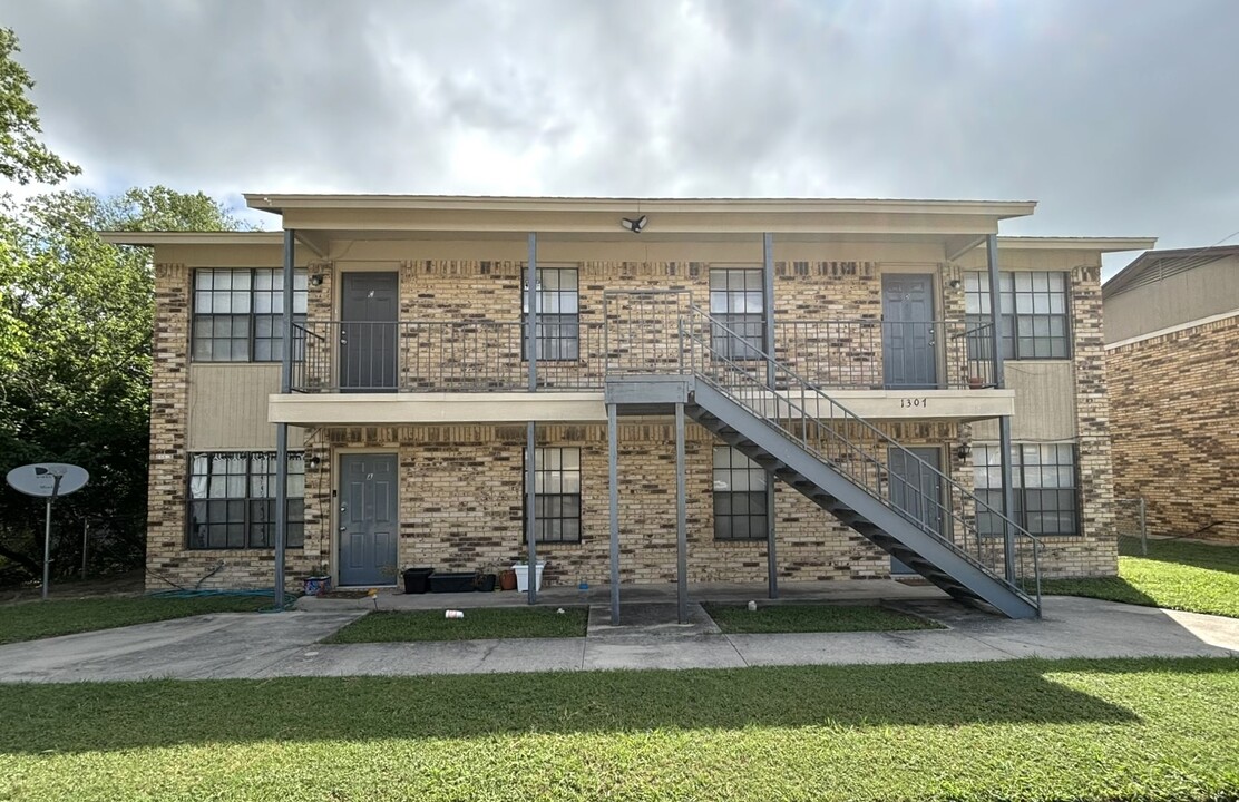 1307 Brown Dr in Copperas Cove, TX - Building Photo