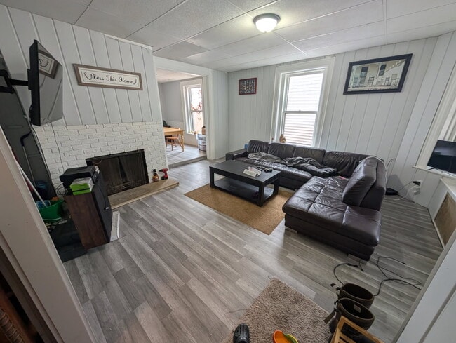 508 S 4th St, Unit #1 in Mankato, MN - Building Photo - Building Photo