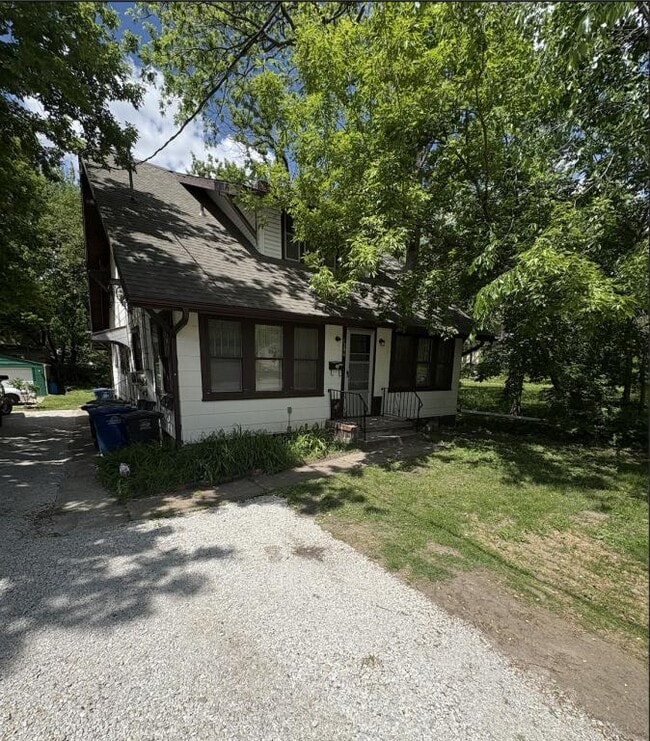 property at 1206 39th St