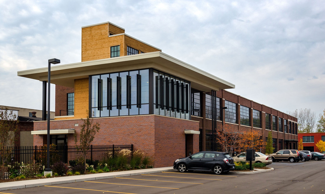 Saranac Flats in Benton Harbor, MI - Building Photo