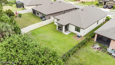 975 Remington Green Dr SE in Palm Bay, FL - Building Photo - Building Photo