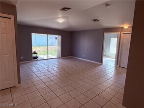 138 Gilbert Ave S in Lehigh Acres, FL - Building Photo - Building Photo