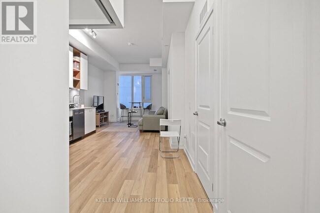 543 Richmond St W in Toronto, ON - Building Photo - Building Photo