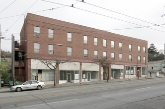 Jackson Apartments in Seattle, WA - Building Photo - Building Photo