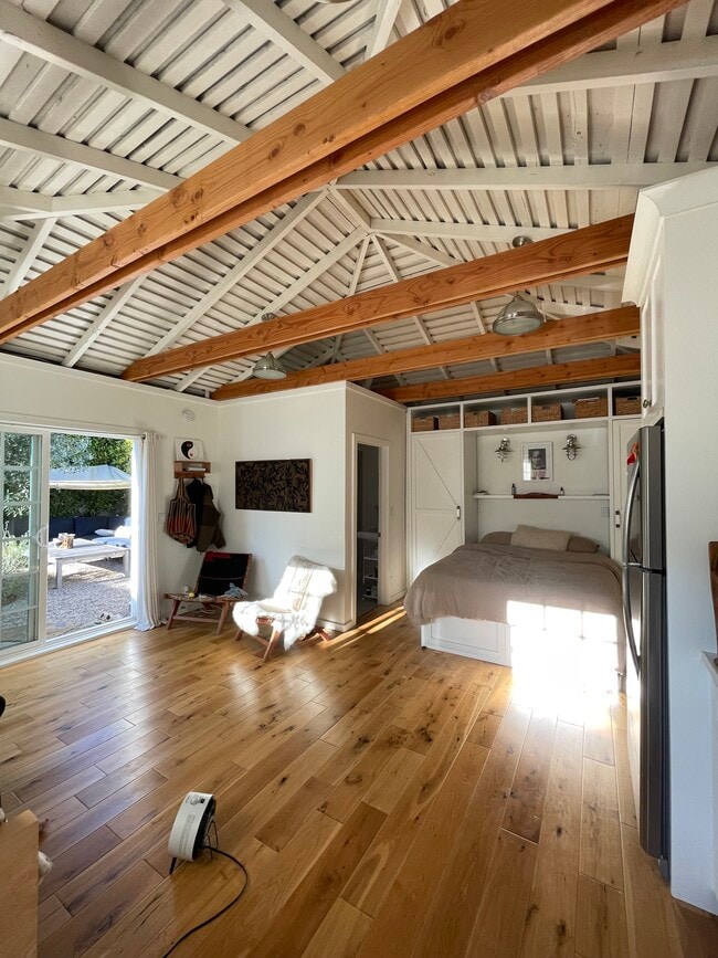 2902 Ocean Ave in Venice, CA - Building Photo - Building Photo