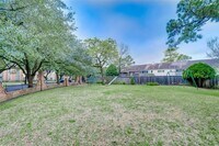 854 Wax Myrtle Ln photo'