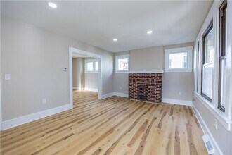 232 St Clair St in Bridgeville, PA - Building Photo - Building Photo