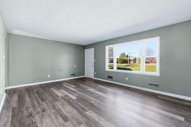 7102 St Joe Rd in Fort Wayne, IN - Building Photo - Building Photo