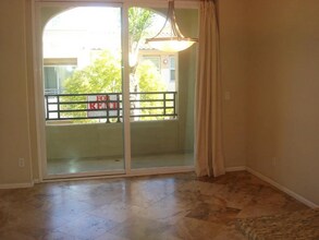 2856 Escala Cir in San Diego, CA - Building Photo - Building Photo